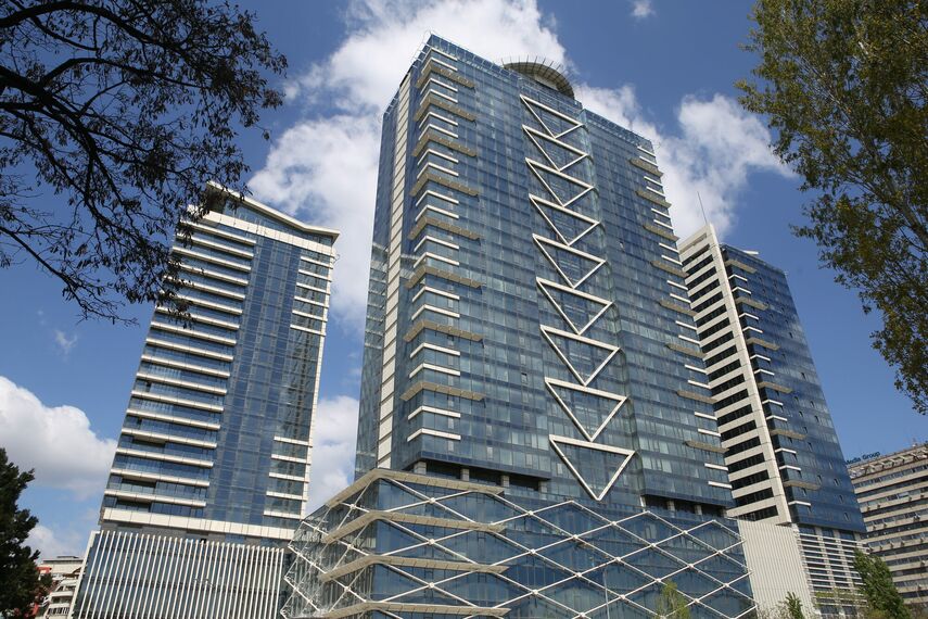 CW 86 Standard Hliníkové fasády a CW 86-EF Hliníkové fasády - Bytový komplex Millennium Centre Towers se nachází v Sofia, Bulgarije