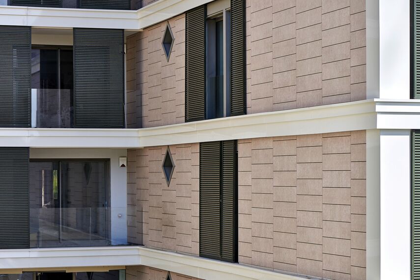 BriseSoleil 40 Stínicí technika, SlimPatio 68 Hliníkové posuvné systémy a CS 77 Hidden Vent Hliníková okna - Residental/Project Palazzo Arbà se nachází v Genoa, Itálie