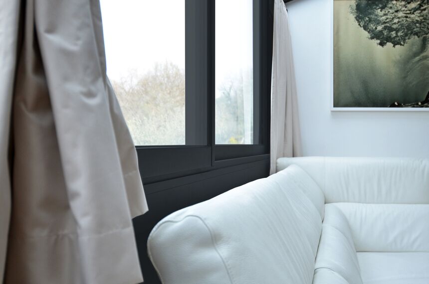 ConceptPatio 68 Hliníkové posuvné systémy, ConceptRoof 120 Zimní zahrady a ConceptSystem 77 Hliníková okna - Conservatory Veranda Formello se nachází v Formello, Itálie