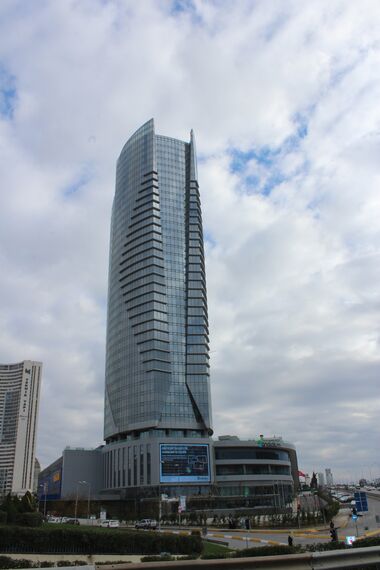 ConceptSystem 77 Hliníková okna a ConceptSystem 77 Hliníkové dveře - Office building Anatolium Marmara se nachází v Istanbul, krocan