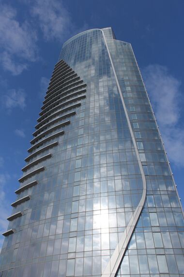 ConceptSystem 77 Hliníková okna a ConceptSystem 77 Hliníkové dveře - Office building Anatolium Marmara se nachází v Istanbul, krocan