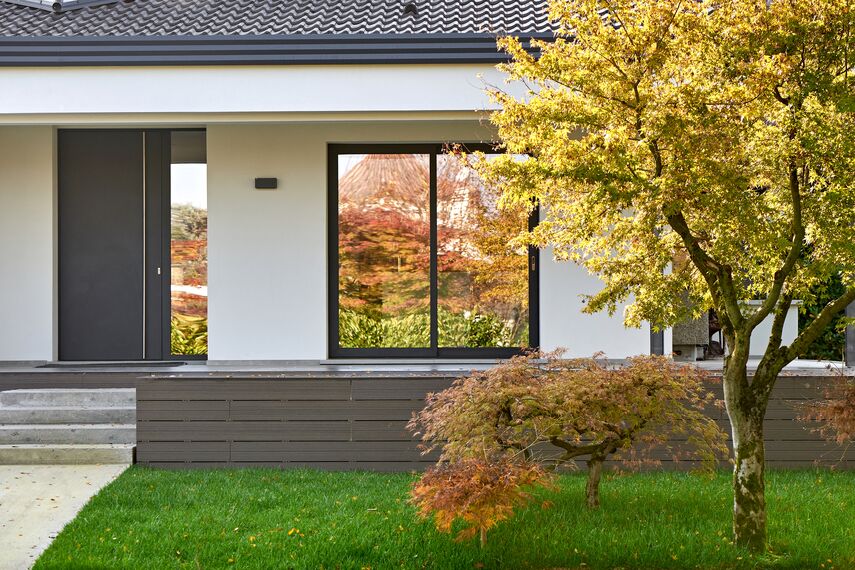 ConceptPatio 130 Hliníkové posuvné systémy, CS 86-HI (c) Zrušené systémy, SlimLine 38 Standard Hliníková okna a SlimLine 38 Classic Hliníková okna - Villa Villa Treviso se nachází v Treviso, Itálie