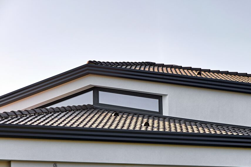 ConceptPatio 130 Hliníkové posuvné systémy, CS 86-HI (c) Zrušené systémy, SlimLine 38 Standard Hliníková okna a SlimLine 38 Classic Hliníková okna - Villa Villa Treviso se nachází v Treviso, Itálie