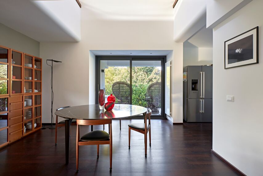 ConceptPatio 130 Hliníkové posuvné systémy, CS 86-HI (c) Zrušené systémy, SlimLine 38 Standard Hliníková okna a SlimLine 38 Classic Hliníková okna - Villa Villa Treviso se nachází v Treviso, Itálie