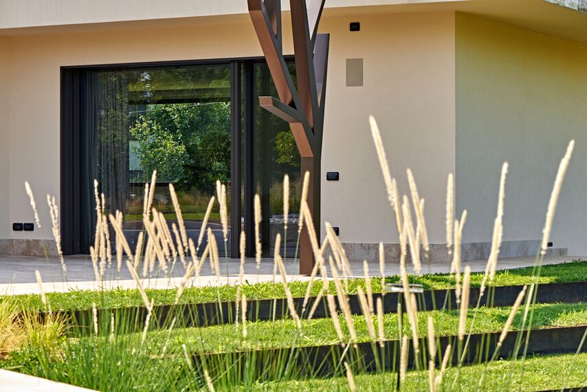 HiFinity Hliníkové posuvné systémy - House Villa Hi-Finity Bergamo se nachází v Bergamo, Itálie