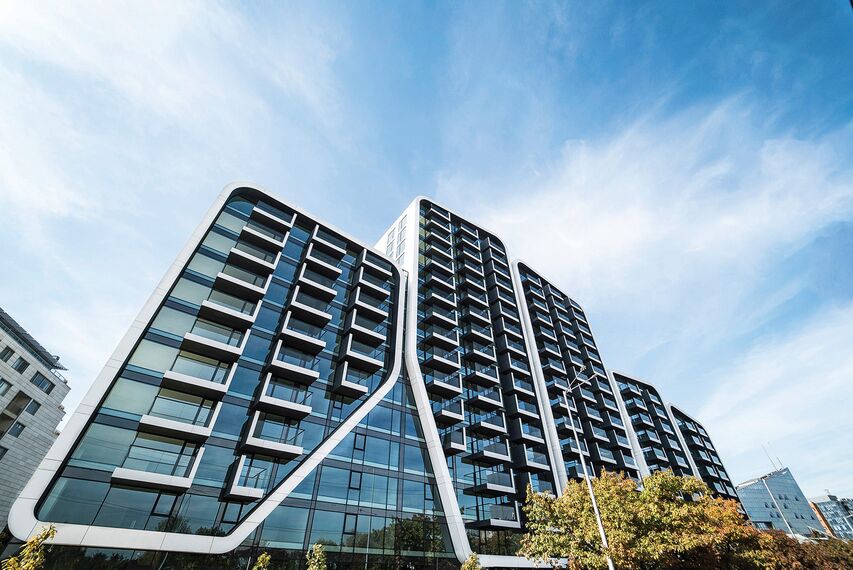 ConceptWall 50 Hliníkové fasády a ConceptSystem 77 Hliníková okna - Bytový komplex A3 Advanced Architecture Apartments se nachází v Sofia, Bulgarije