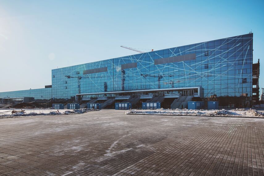 ConceptWall 50 Hliníkové fasády, ConceptSystem 77 Hliníková okna a CW 50-SC Hliníkové fasády - Sports Ice Palace Arena of Legends se nachází v Moscow, Rusko