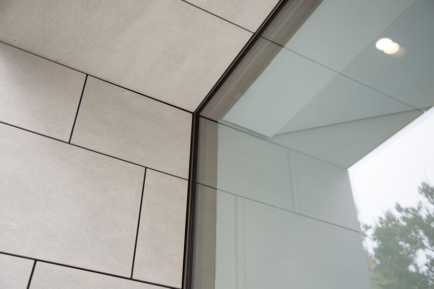 BriseSoleil 40 Stínicí technika, HiFinity Hliníkové posuvné systémy a CS 86-HI (c) Zrušené systémy - Swimming pool Poolhouse Bergen se nachází v Bergen, Nizozemí