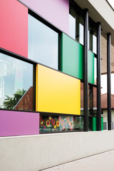 CS 86-HI (c) Zrušené systémy - School Elementary School 't Groen Drieske se nachází v Gent, België