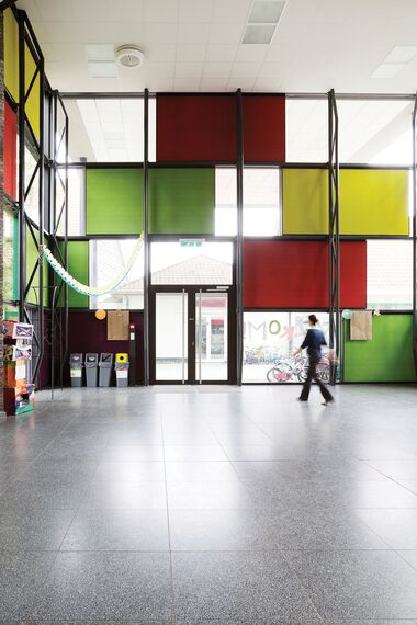 CS 86-HI (c) Zrušené systémy - School Elementary School 't Groen Drieske se nachází v Gent, België