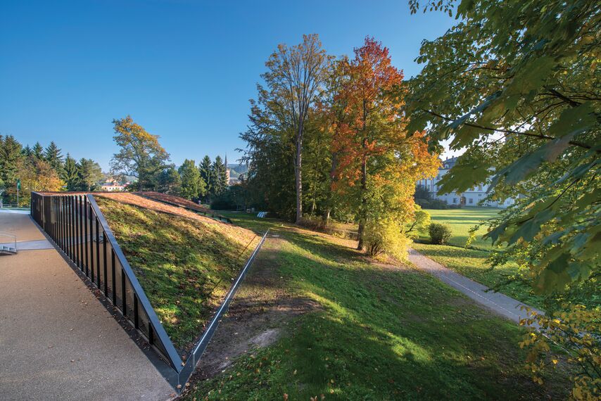 CW 50-FP Hliníkové fasády - Training centre Krkonošské centrum environmentálního vzdělávání se nachází v Vrchlabí, Česká republika