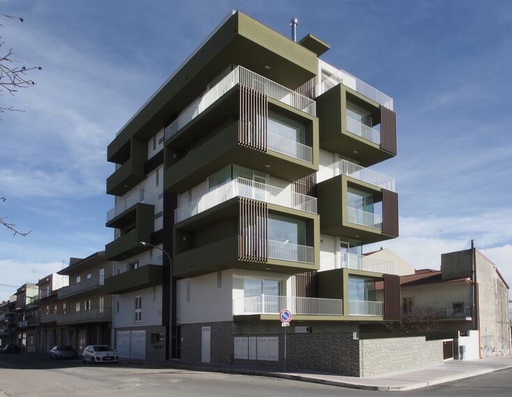 ConceptSystem 77 Hliníková okna, ThermoSystem 68 Hliníková okna a ConceptPatio 68 Hliníkové posuvné systémy - Bytový komplex La casa sull'olivo se nachází v Ragusa, Itálie