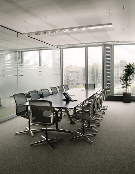 CS 86-HI (c) Zrušené systémy, CW 86 Standard Hliníkové fasády a CW 86-EF Hliníkové fasády - Business center Sopharma Litex Business Towers se nachází v Sofia, Bulgarije