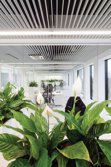 ConceptSystem 59Pa Hliníková okna a CW 50-HI Hliníkové fasády - Pivexin Technology Headquarter se nachází v Babice, Polsko