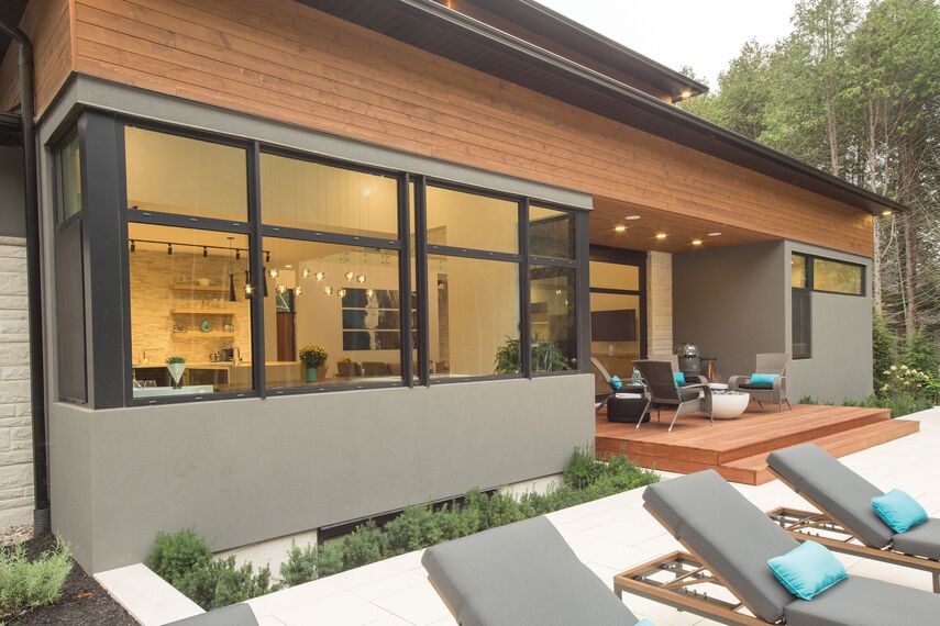 ConceptWall 50 Hliníkové fasády a ConceptSystem 77 Hliníková okna - Forest View Residence se nachází vKanada