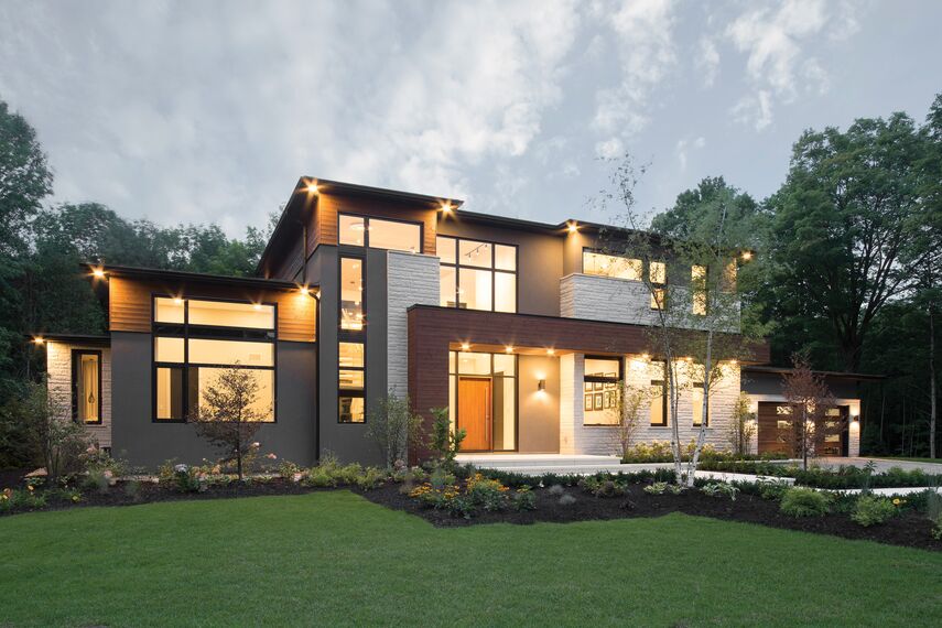 ConceptWall 50 Hliníkové fasády a ConceptSystem 77 Hliníková okna - Forest View Residence se nachází vKanada