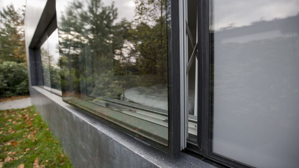 ConceptWall 50 Hliníkové fasády - Villa X se nachází v Brabant, Nizozemí