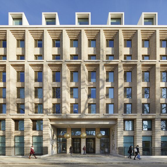 CS 38-SL Zrušené systémy - Bytový komplex Cartwright Gardens se nachází v London, Spojené království