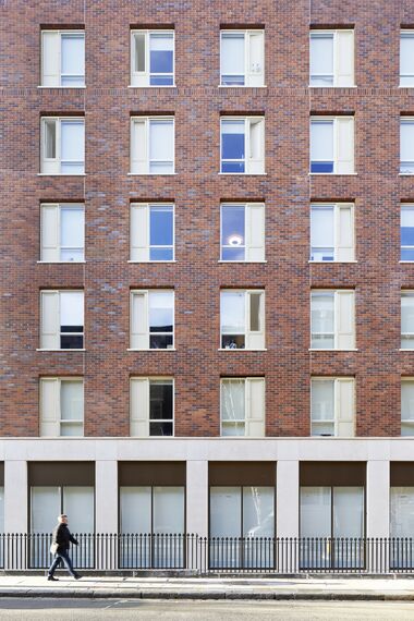 CS 38-SL Zrušené systémy - Bytový komplex Cartwright Gardens se nachází v London, Spojené království