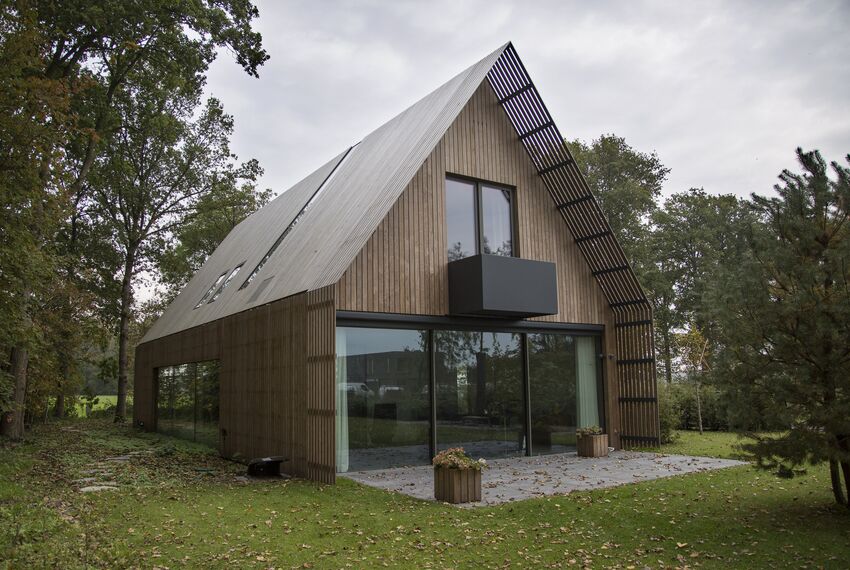 CS 86-HI (c) Zrušené systémy, ConceptWall 50 Hliníkové fasády a HiFinity Hliníkové posuvné systémy - Forest villa Voorschoten se nachází v Voorschoten, Nizozemí
