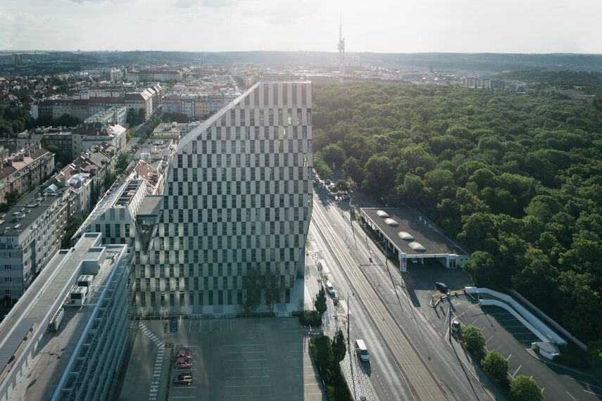 CW 86 Standard Hliníkové fasády a CW 86-EF Hliníkové fasády - Office building Crystal se nachází v Prague, Česká republika