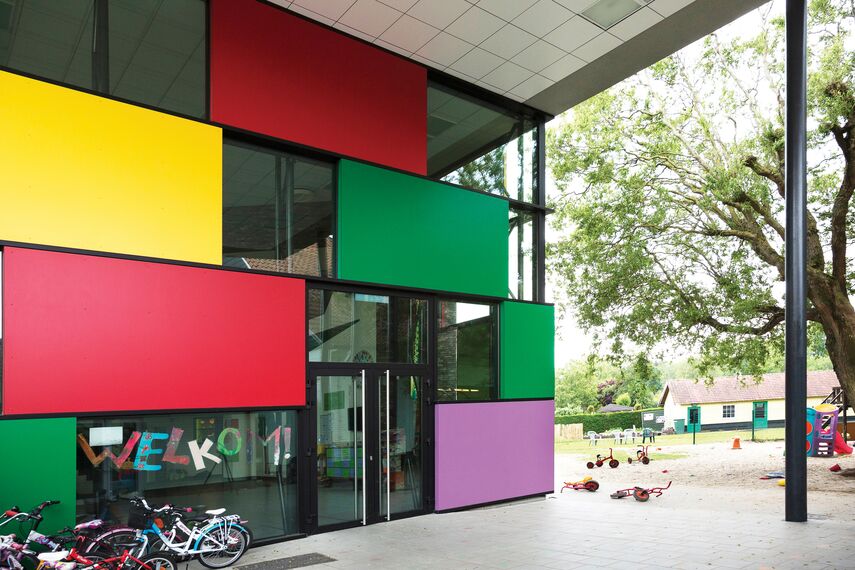 CS 86-HI (c) Zrušené systémy - School Elementary School 't Groen Drieske se nachází v Gent, België