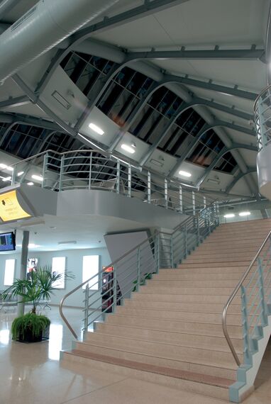 ConceptWall 50 Hliníkové fasády - Airport BRNO Turany terminal se nachází v Brno, Česká republika