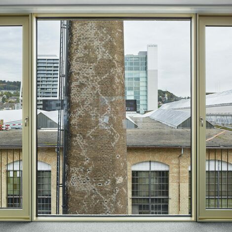 CS 86-HI (c) Zrušené systémy a CW 65-EF Hliníkové fasády - Schiffbauplatz se nachází v Zürich, Švýcarsko