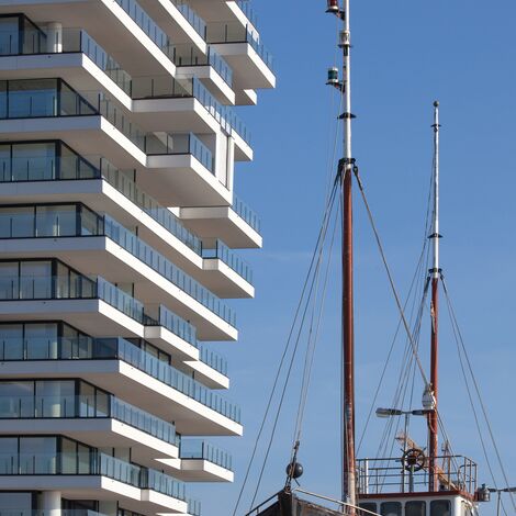 ConceptSystem 77 Hliníková okna a ConceptWall 50 Hliníkové fasády - Baelskaai 12 (Oosteroever) se nachází v Oostende, België