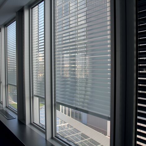 CS 86-HI (c) Zrušené systémy, CW 86 Standard Hliníkové fasády a CW 86-EF Hliníkové fasády - Business center Sopharma Litex Business Towers se nachází v Sofia, Bulgarije