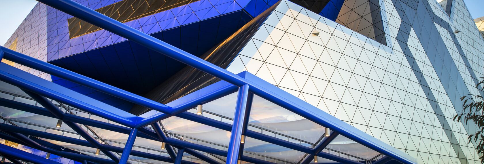 CW 50-SC Hliníkové fasády - Entertainment Perth Arena se nachází v Perth, Austrálie