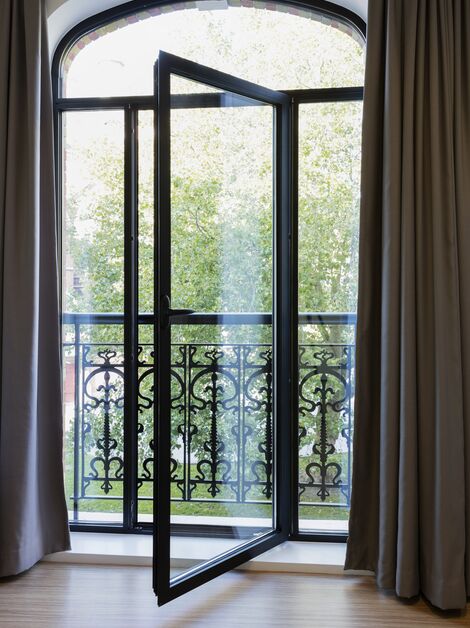 Balkonové dveře SlimLine 38 na francouzský balkon.