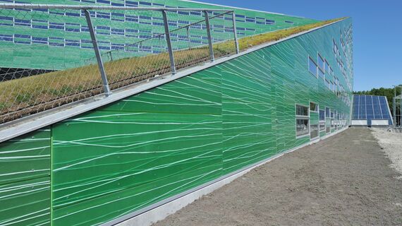 ConceptWall 50 Hliníkové fasády, EcoSystem 50 Hliníková okna a EcoSystem 50 Hliníkové dveře - College/University Centre for Life Sciences se nachází v Groningen, Nizozemí